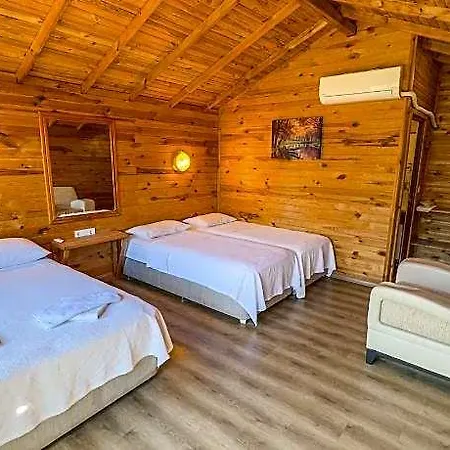 Gaia Hotel 3*