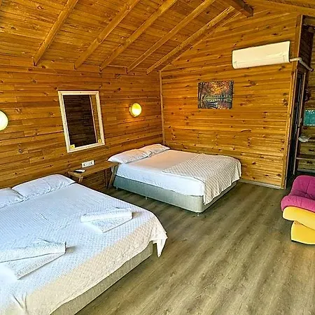 Gaia Hotel 3*