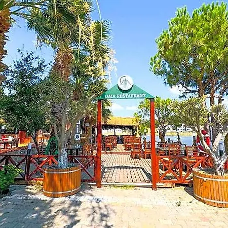 Gaia Hotel 3*